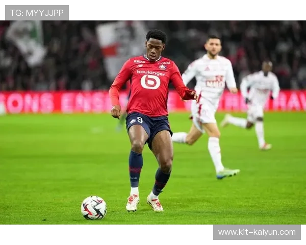 乔纳森·戴维近5场4球1助，领跑射手榜